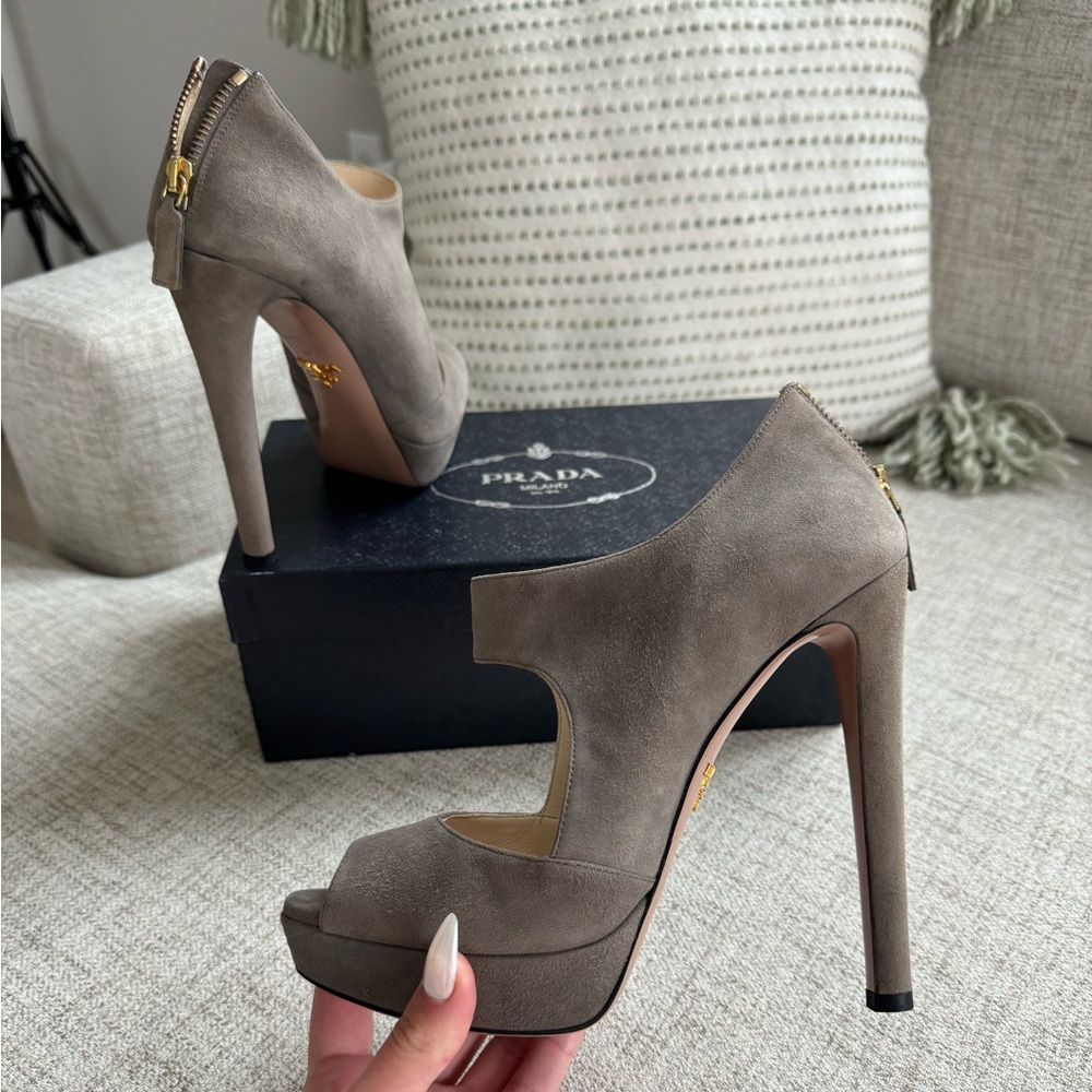 Prada Suede Leather Heels in Taupe/Beige